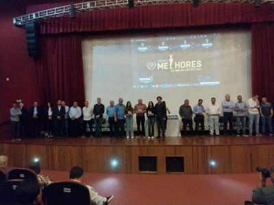 â€œGarotinhoâ€ da Campo Aberto FM Recebe homenagem no PrÃªmio Melhores do ano no Esporte 2022